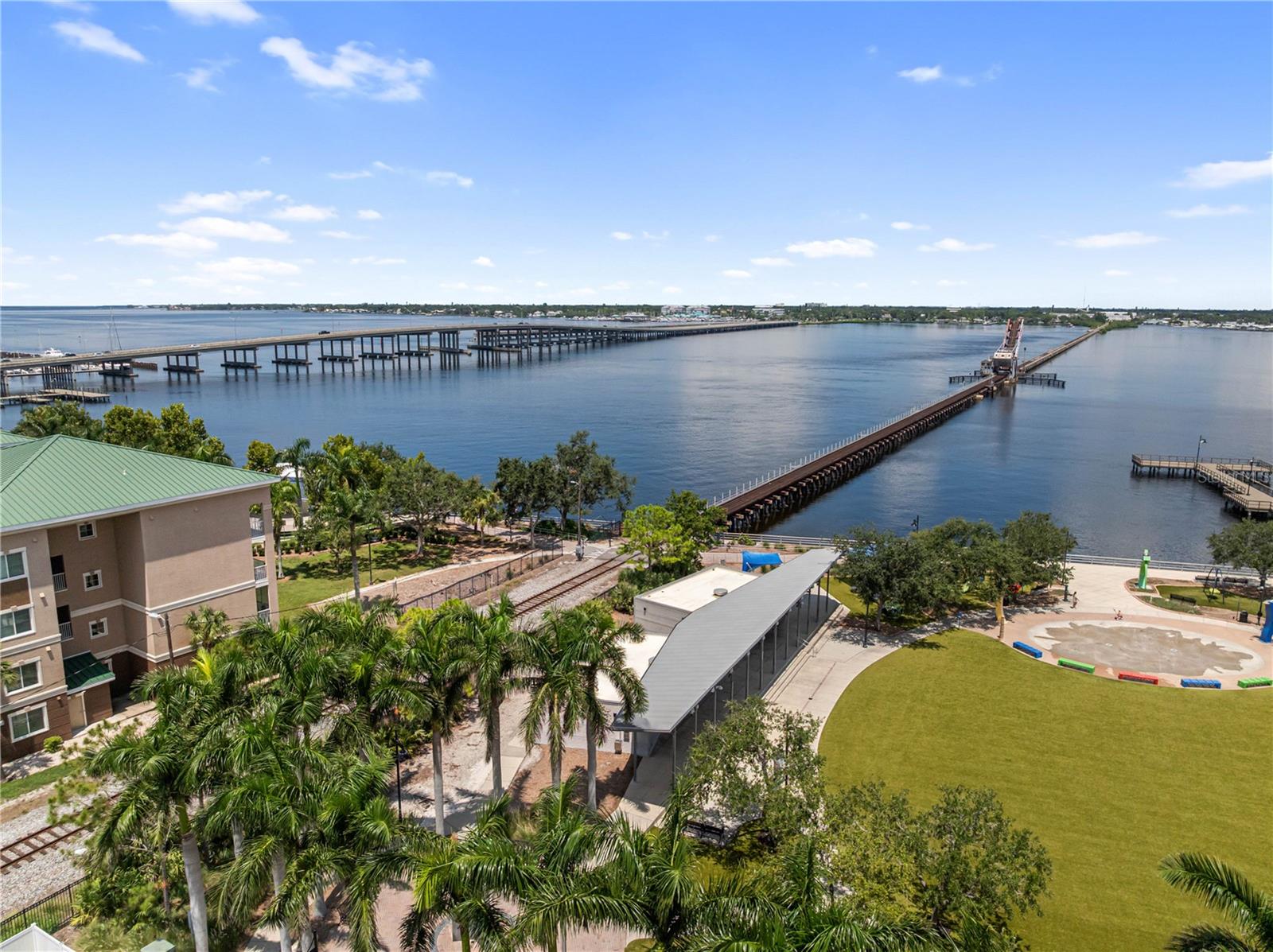 RIVER YACHT & RACQUET CLUB 1 - Residential