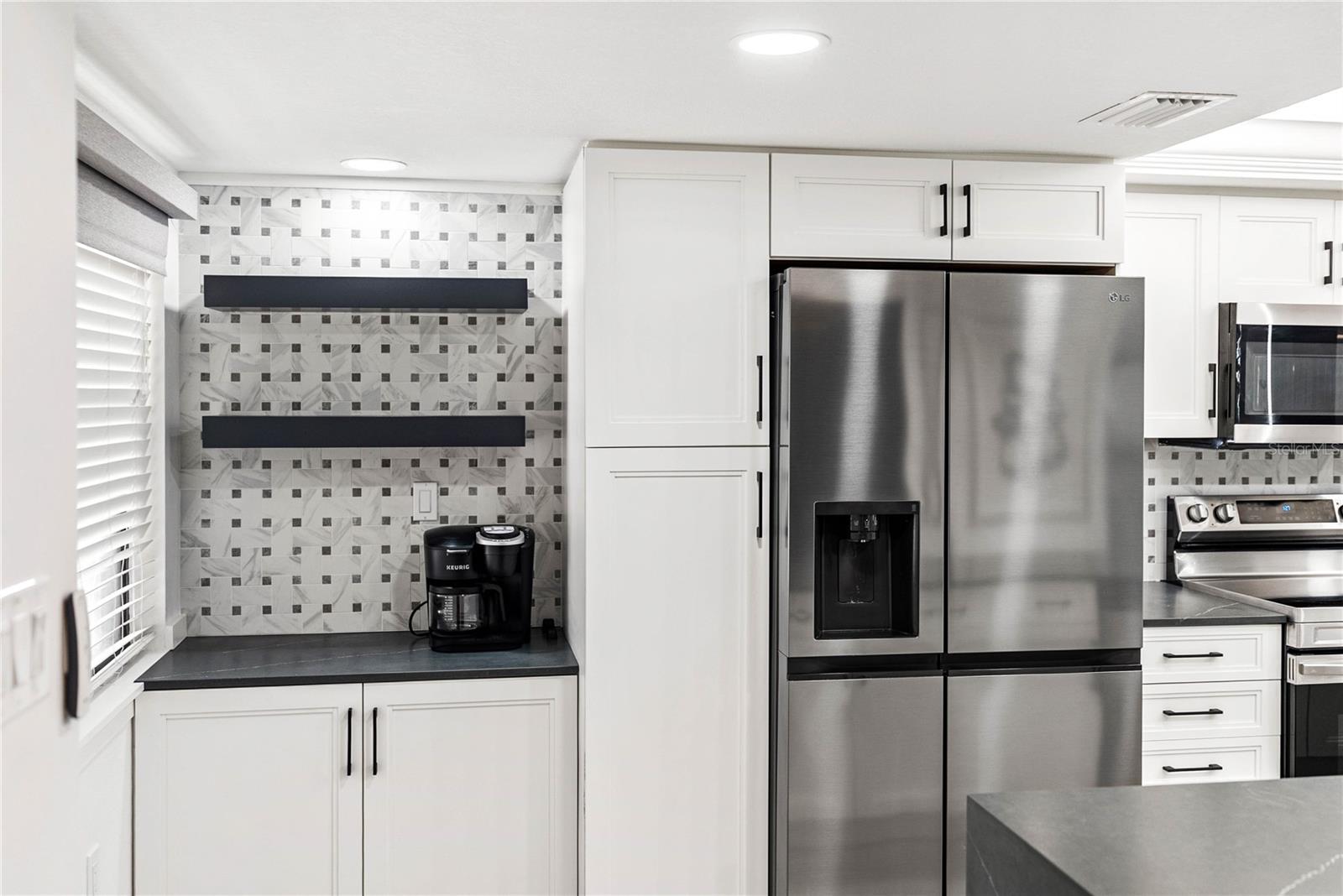 RIVER YACHT & RACQUET CLUB 1 - Residential