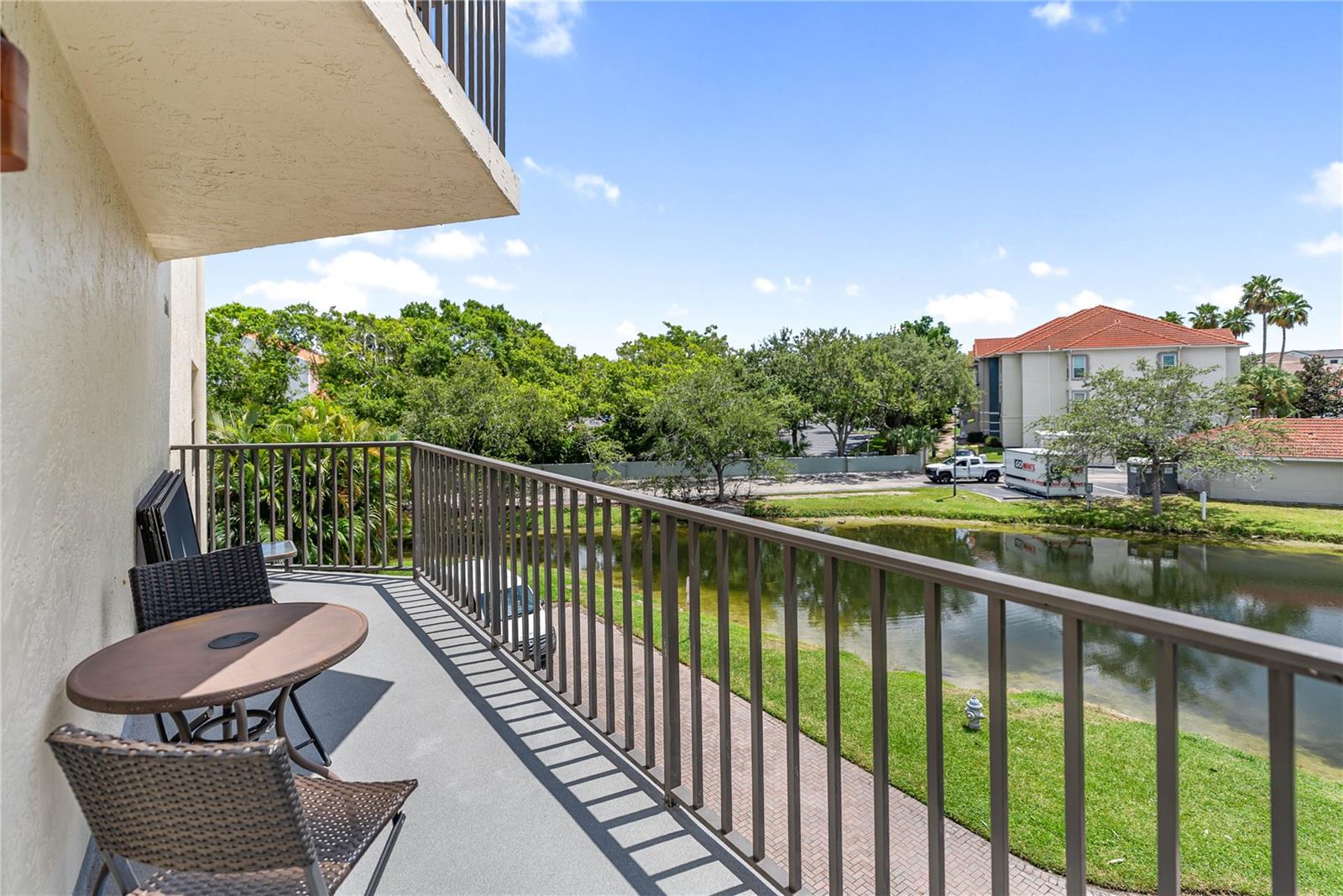 RIVER YACHT & RACQUET CLUB 1 - Residential