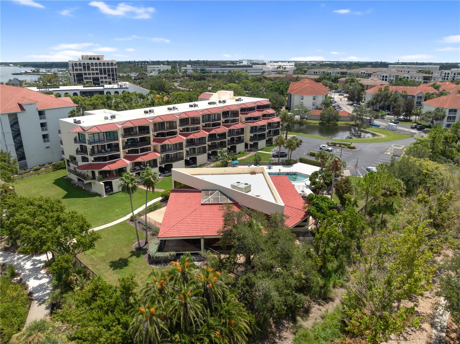 RIVER YACHT & RACQUET CLUB 1 - Residential