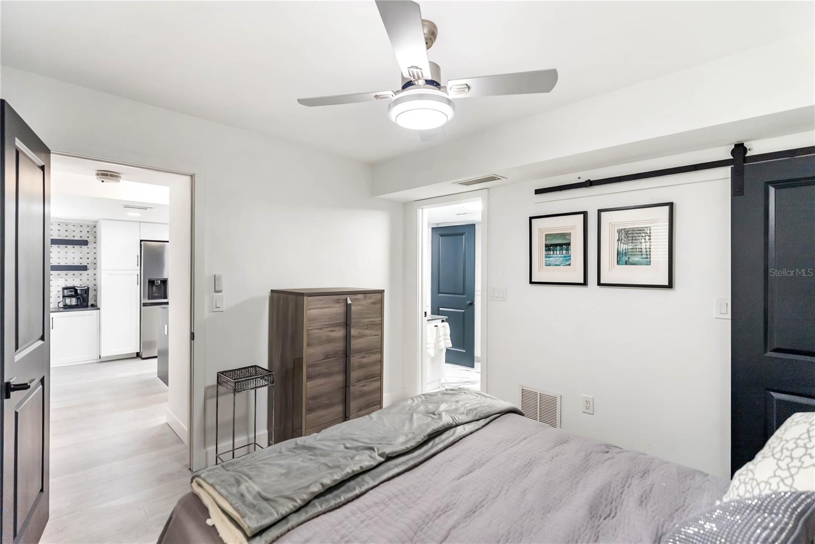 RIVER YACHT & RACQUET CLUB 1 - Residential