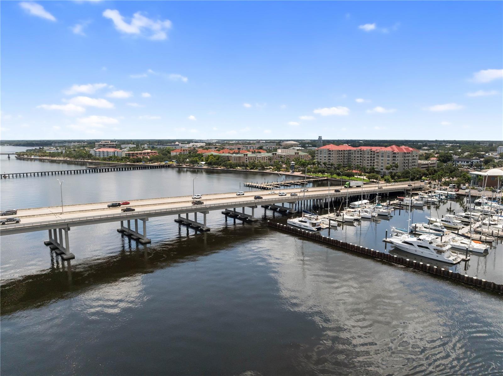 RIVER YACHT & RACQUET CLUB 1 - Residential