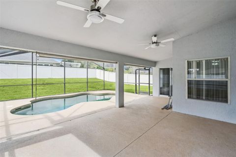 Tiny photo for 10934 Versailles Boulevard, Clermont, FL 34711 (MLS # G5103207)