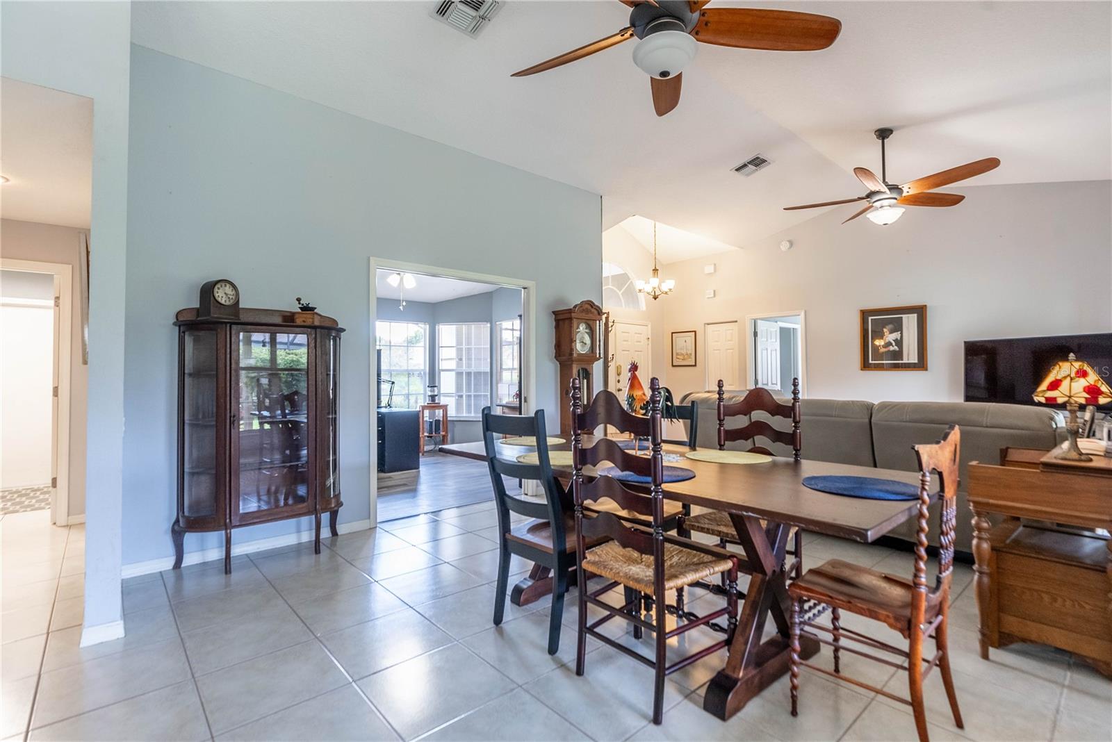 THE ESTATES - Residential