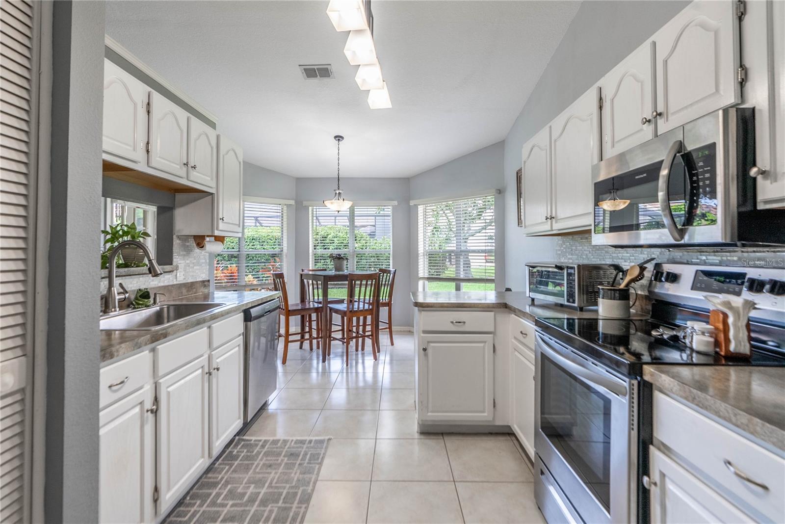 THE ESTATES - Residential