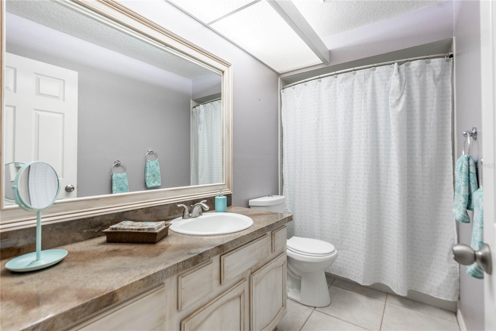 THE ESTATES - Residential