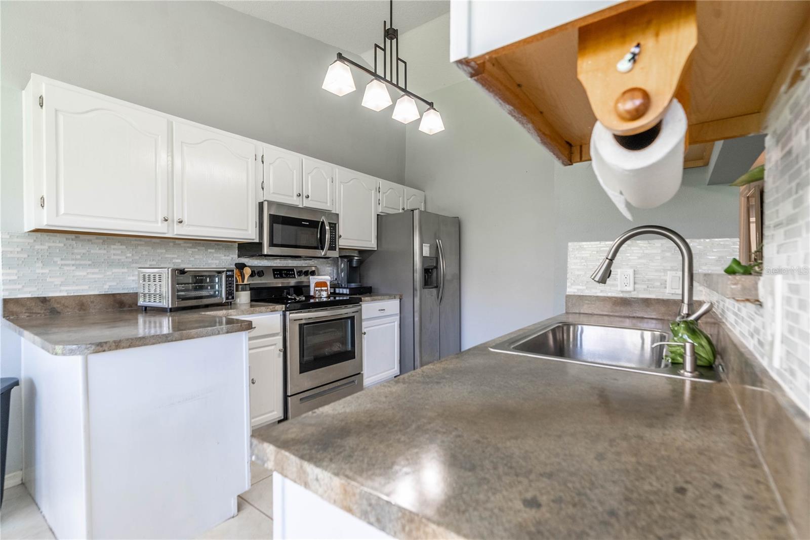 THE ESTATES - Residential