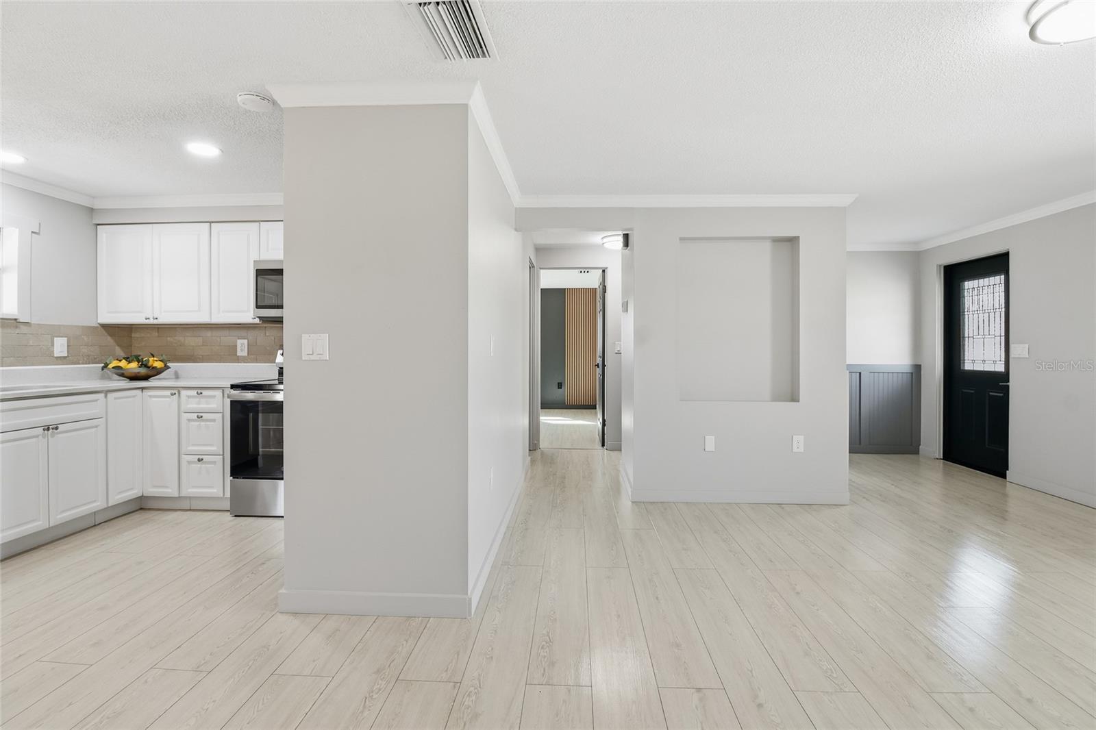 BAYSHORE GARDENS SEC 19 - Residential