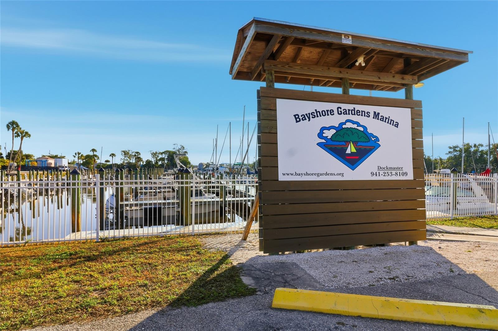 BAYSHORE GARDENS SEC 19 - Residential