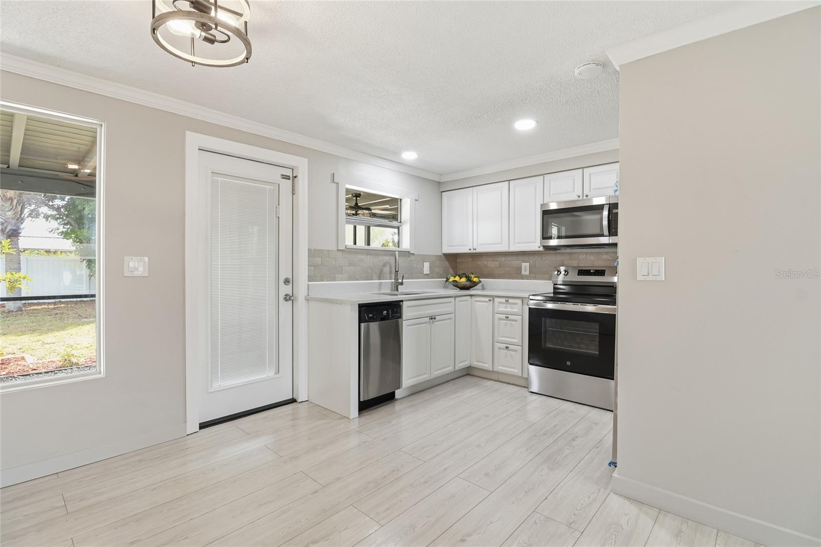 BAYSHORE GARDENS SEC 19 - Residential