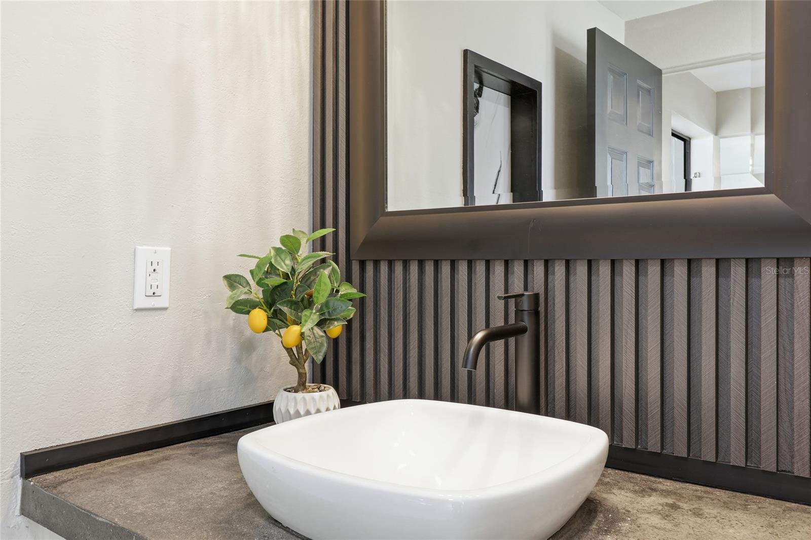 BAYSHORE GARDENS SEC 19 - Residential