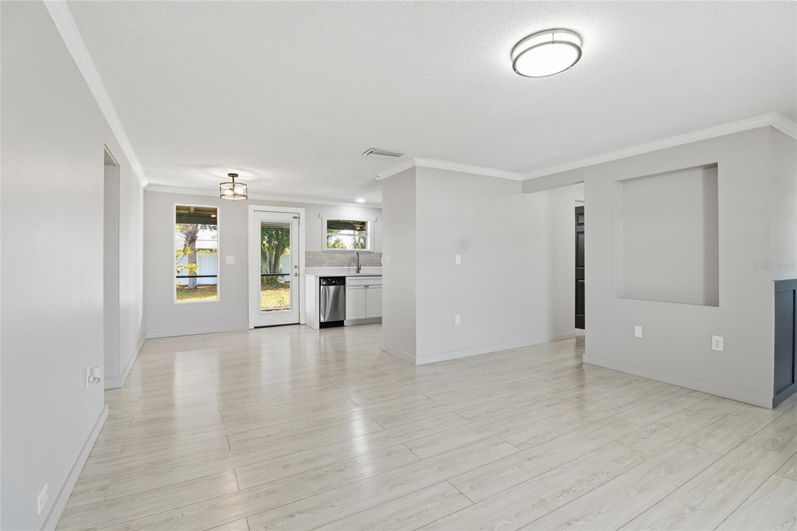 BAYSHORE GARDENS SEC 19 - Residential