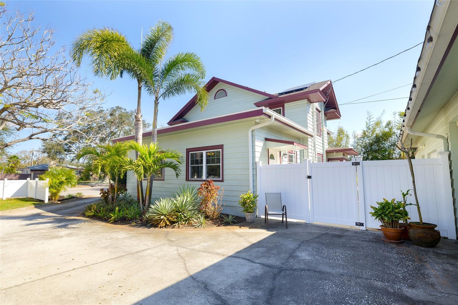 LAKE PASADENA DEV - Residential