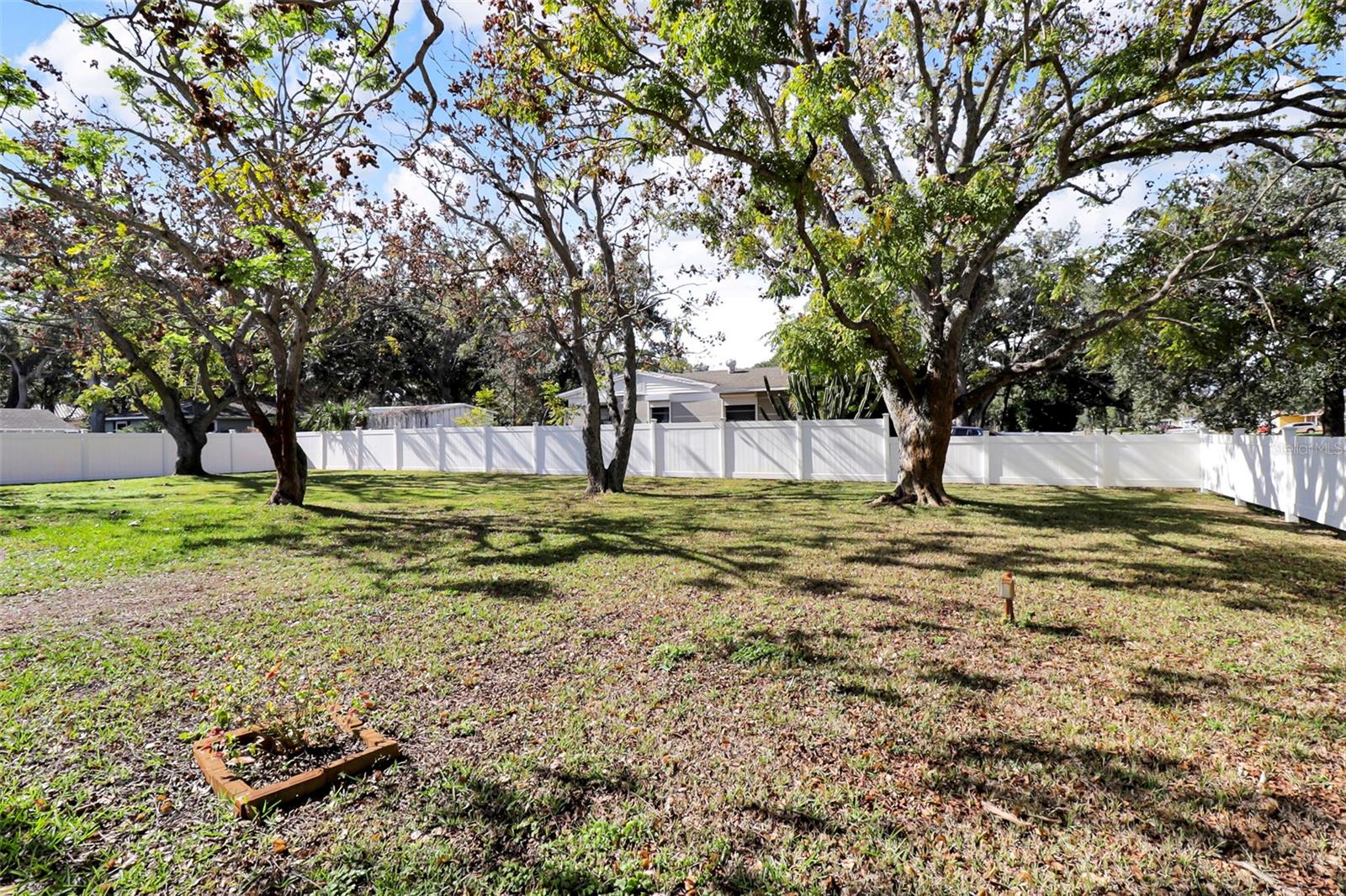 LAKE PASADENA DEV - Residential