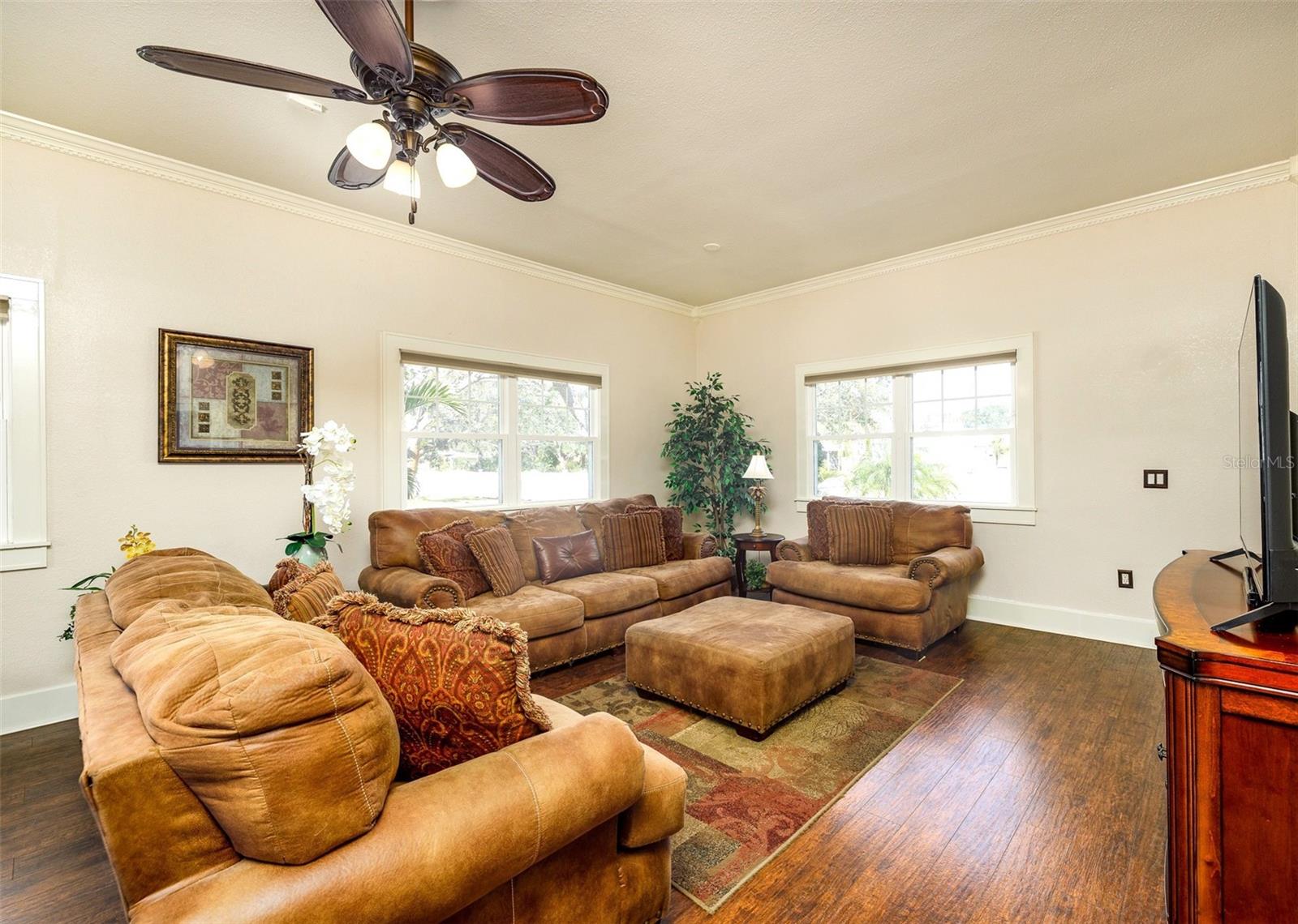 LAKE PASADENA DEV - Residential