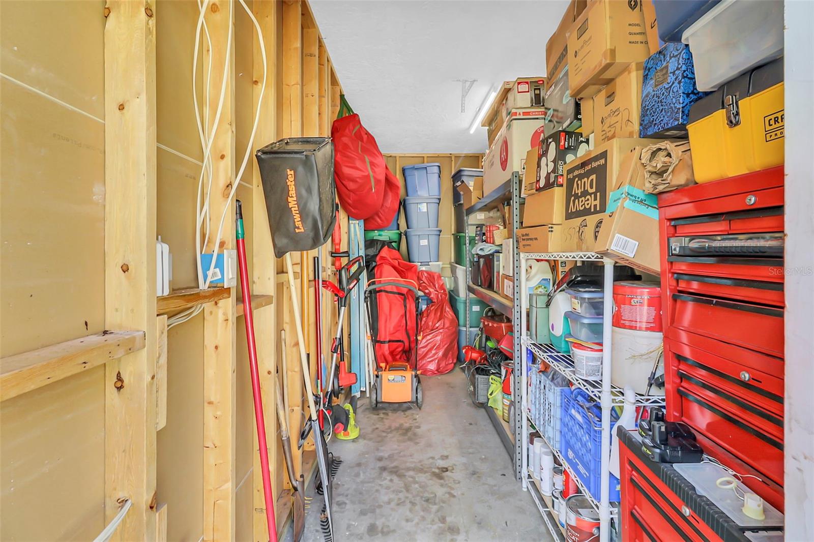 LAKE PASADENA DEV - Residential