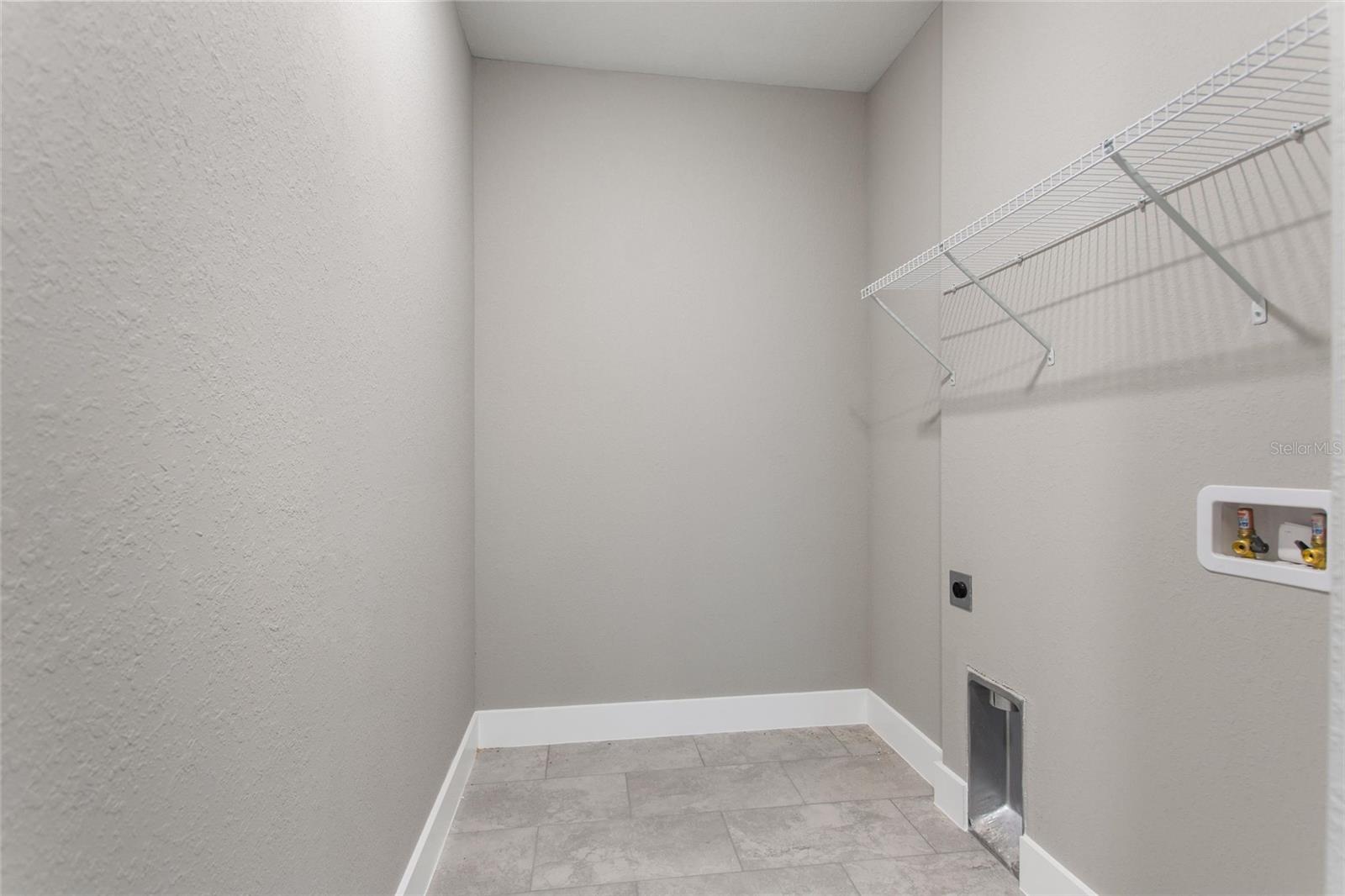 PORT CHARLOTTE SUB 25 - Residential Lease