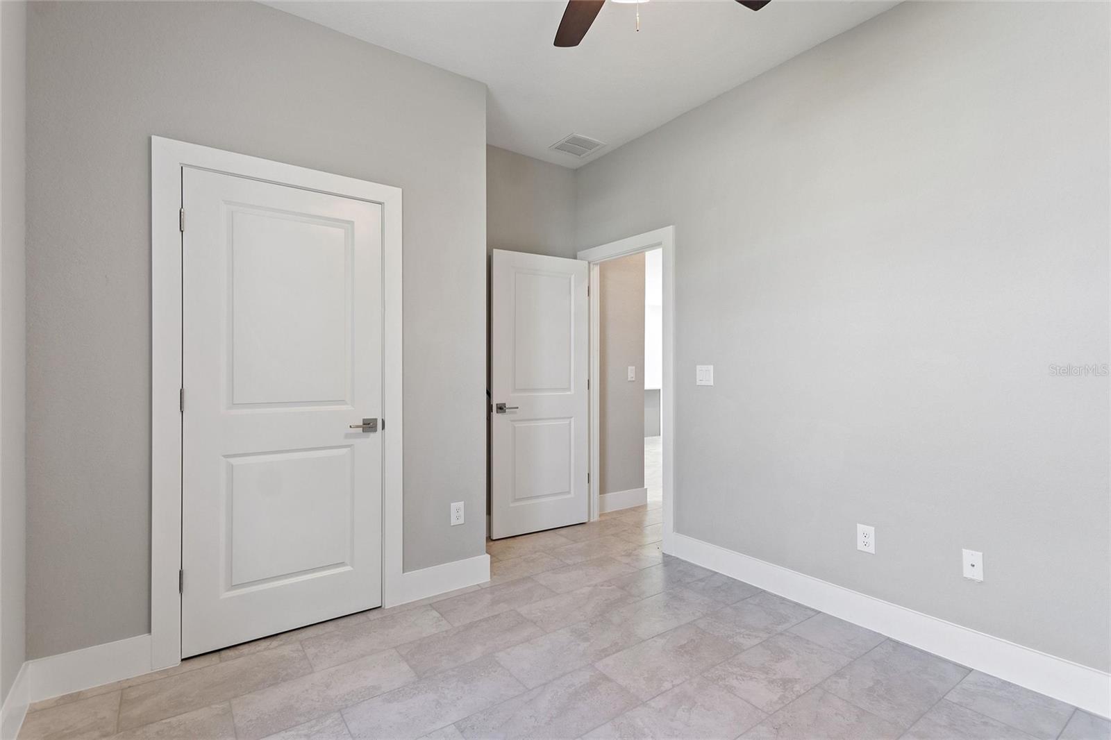 PORT CHARLOTTE SUB 25 - Residential Lease