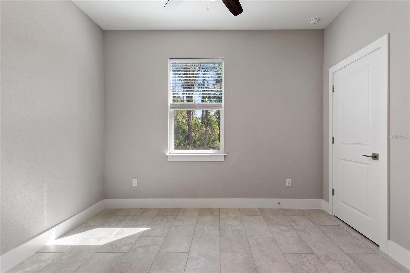 PORT CHARLOTTE SUB 25 - Residential Lease