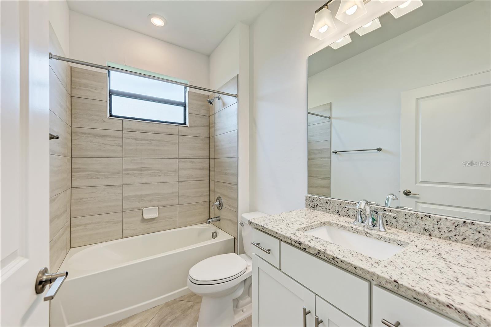 LORRAINE LAKES PH I - Residential Lease