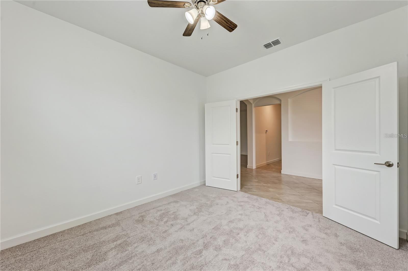 LORRAINE LAKES PH I - Residential Lease