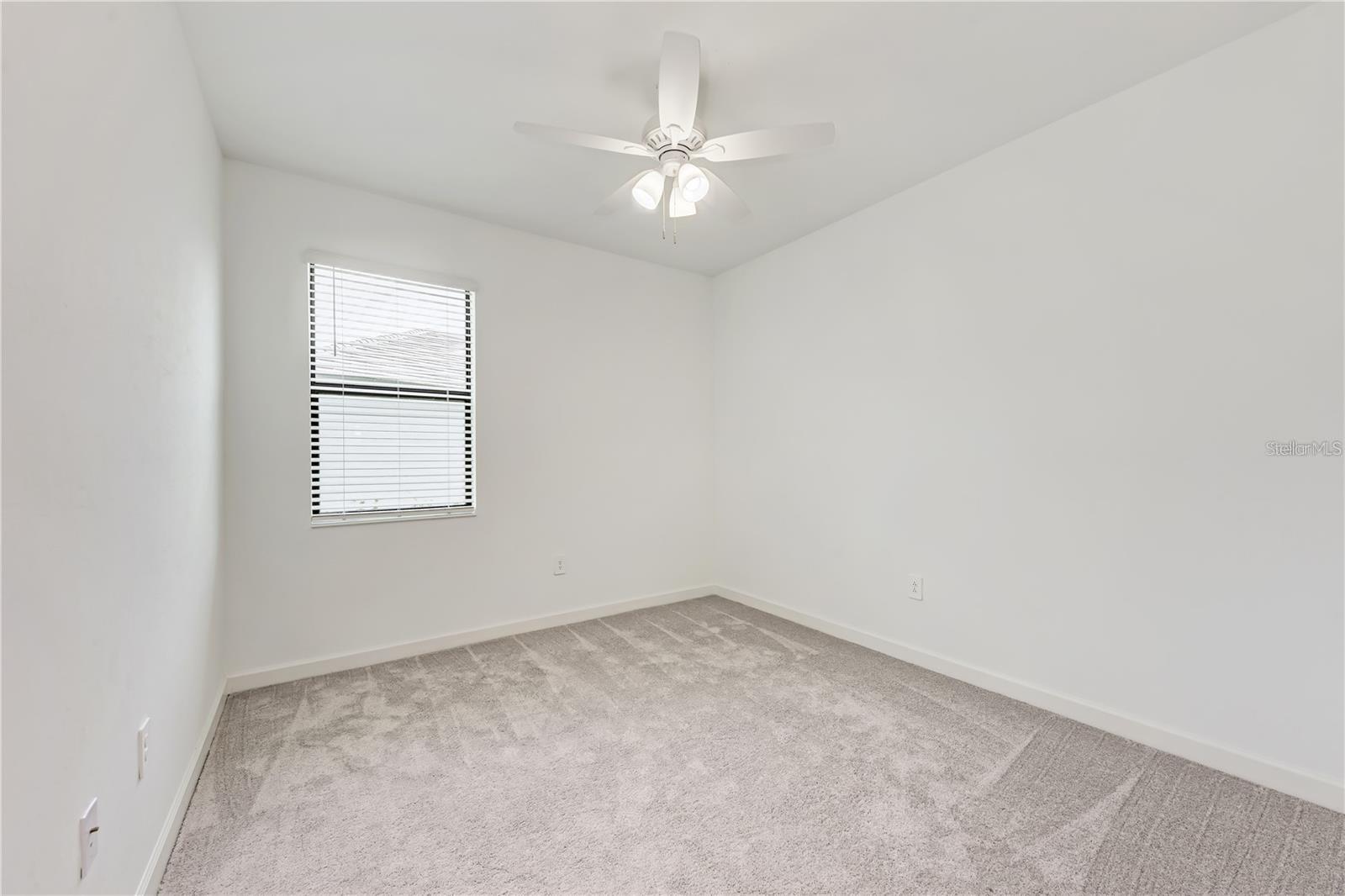 LORRAINE LAKES PH I - Residential Lease