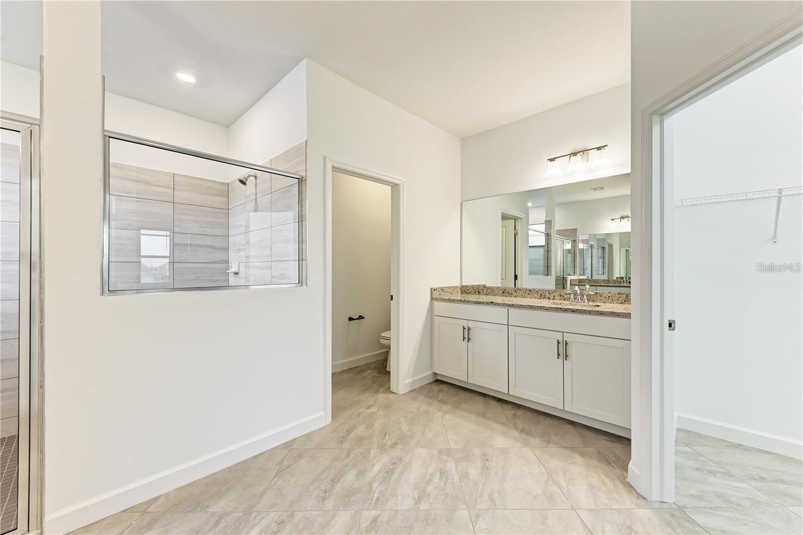 LORRAINE LAKES PH I - Residential Lease