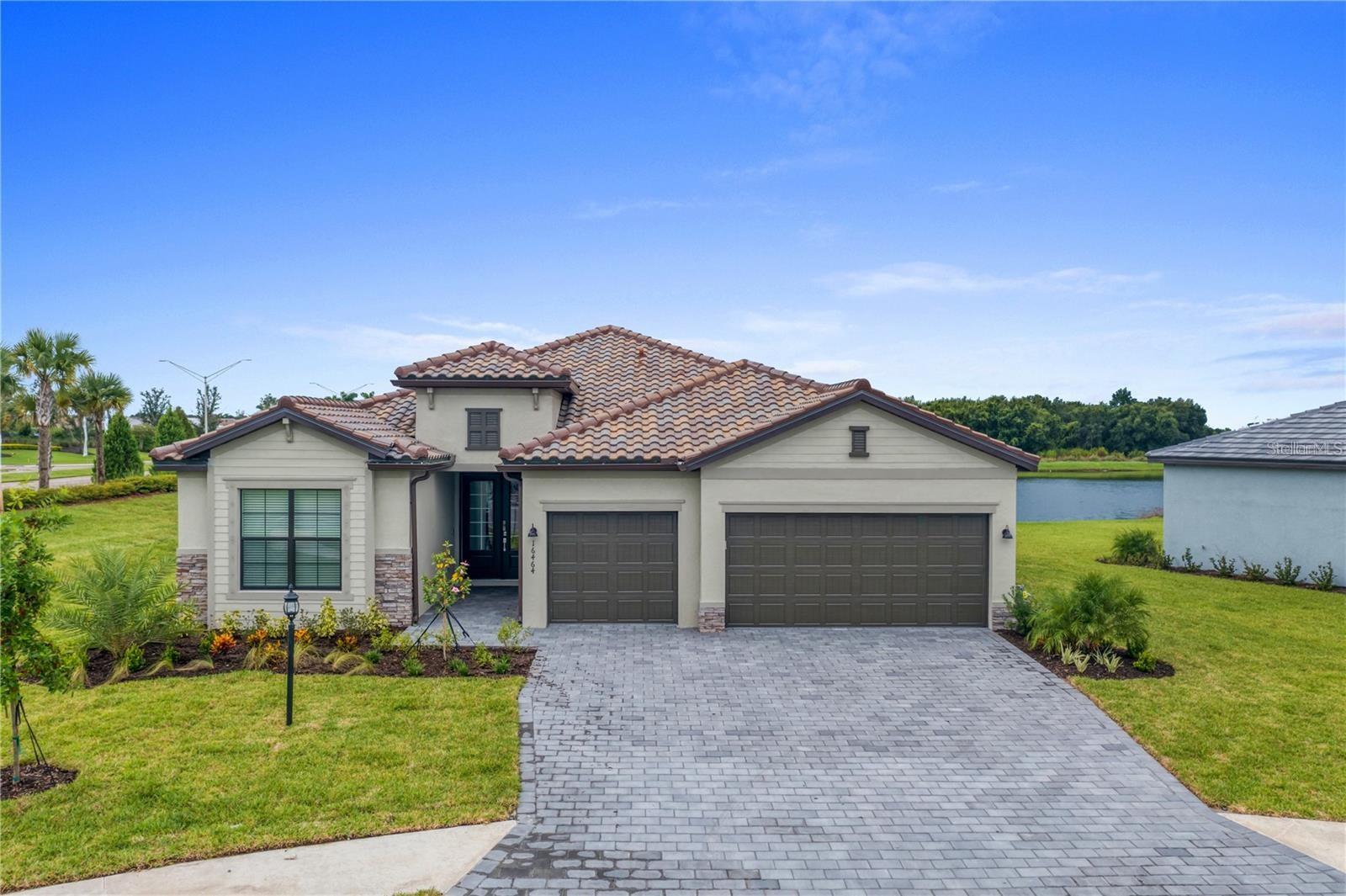 LORRAINE LAKES PH I - Residential Lease