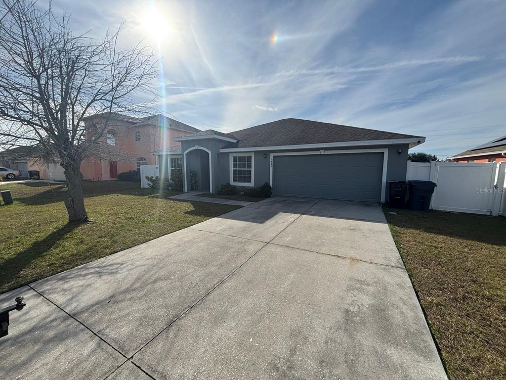 Photo of 1757 Pompano Drive, Kissimmee, FL 34759 (MLS # S5141672)