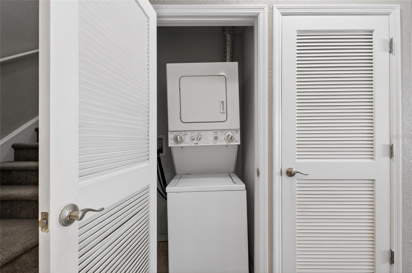 VILLAS AT SEVEN DWARFS LANE CONDO - Residential