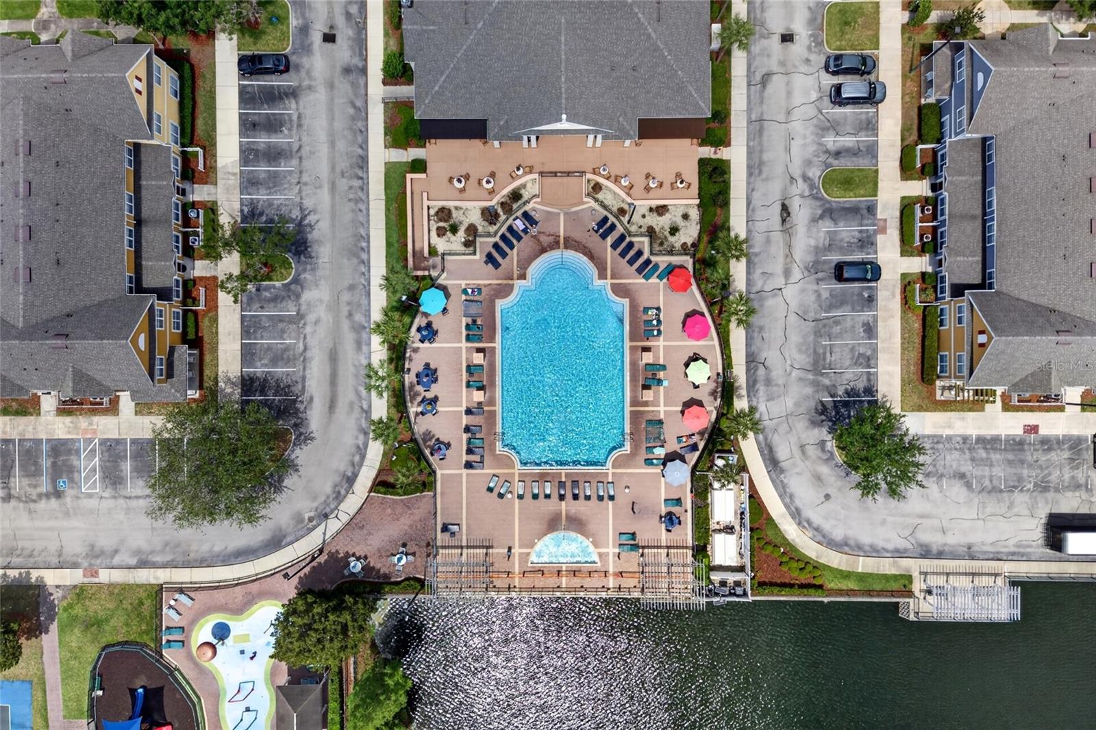 VILLAS AT SEVEN DWARFS LANE CONDO - Residential