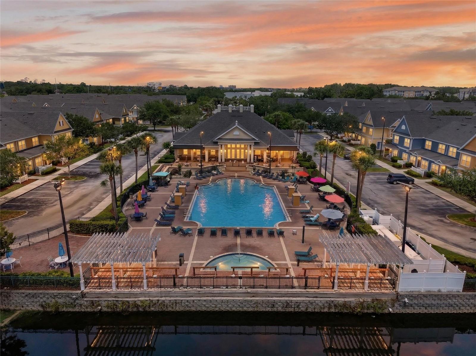 VILLAS AT SEVEN DWARFS LANE CONDO - Residential