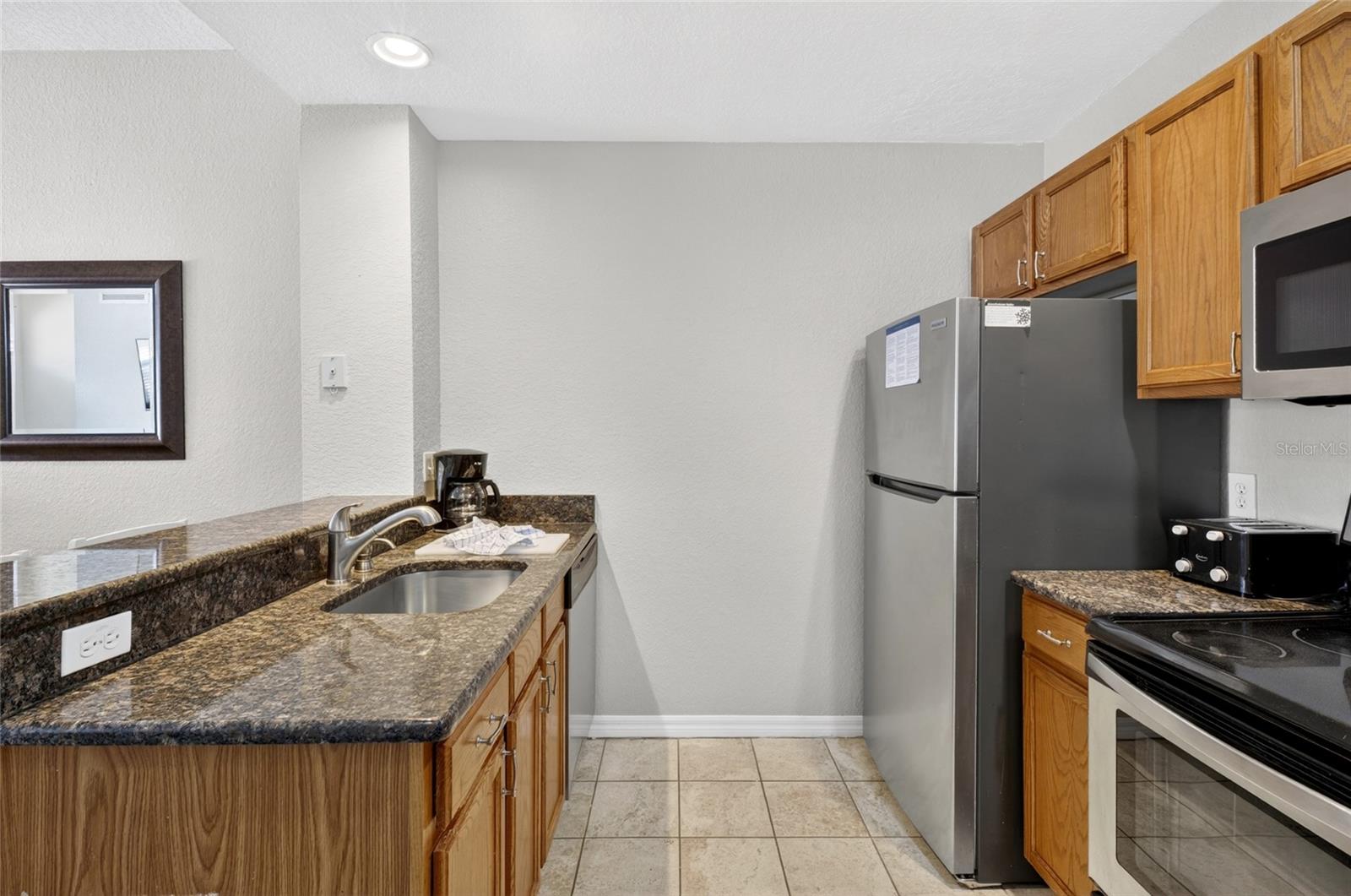 VILLAS AT SEVEN DWARFS LANE CONDO - Residential