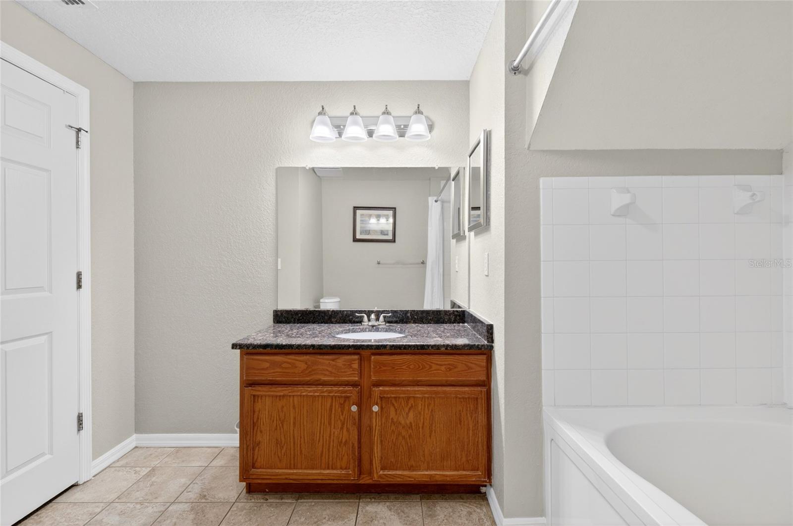 VILLAS AT SEVEN DWARFS LANE CONDO - Residential