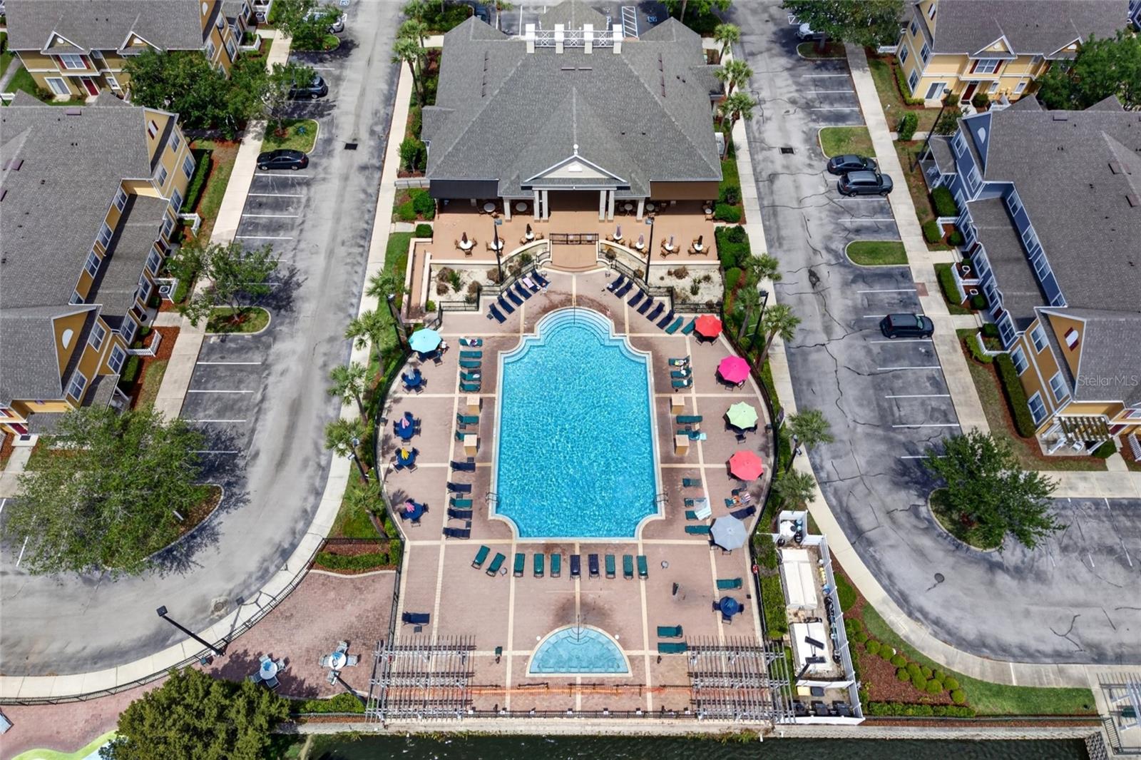 VILLAS AT SEVEN DWARFS LANE CONDO - Residential