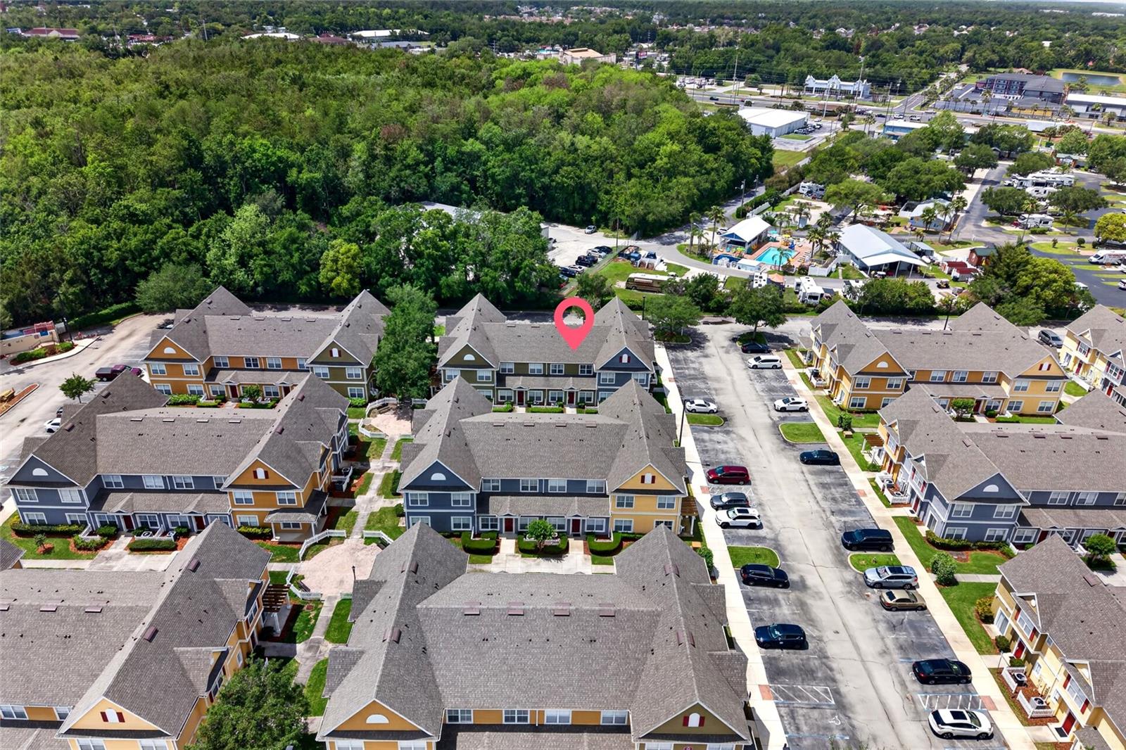 VILLAS AT SEVEN DWARFS LANE CONDO - Residential