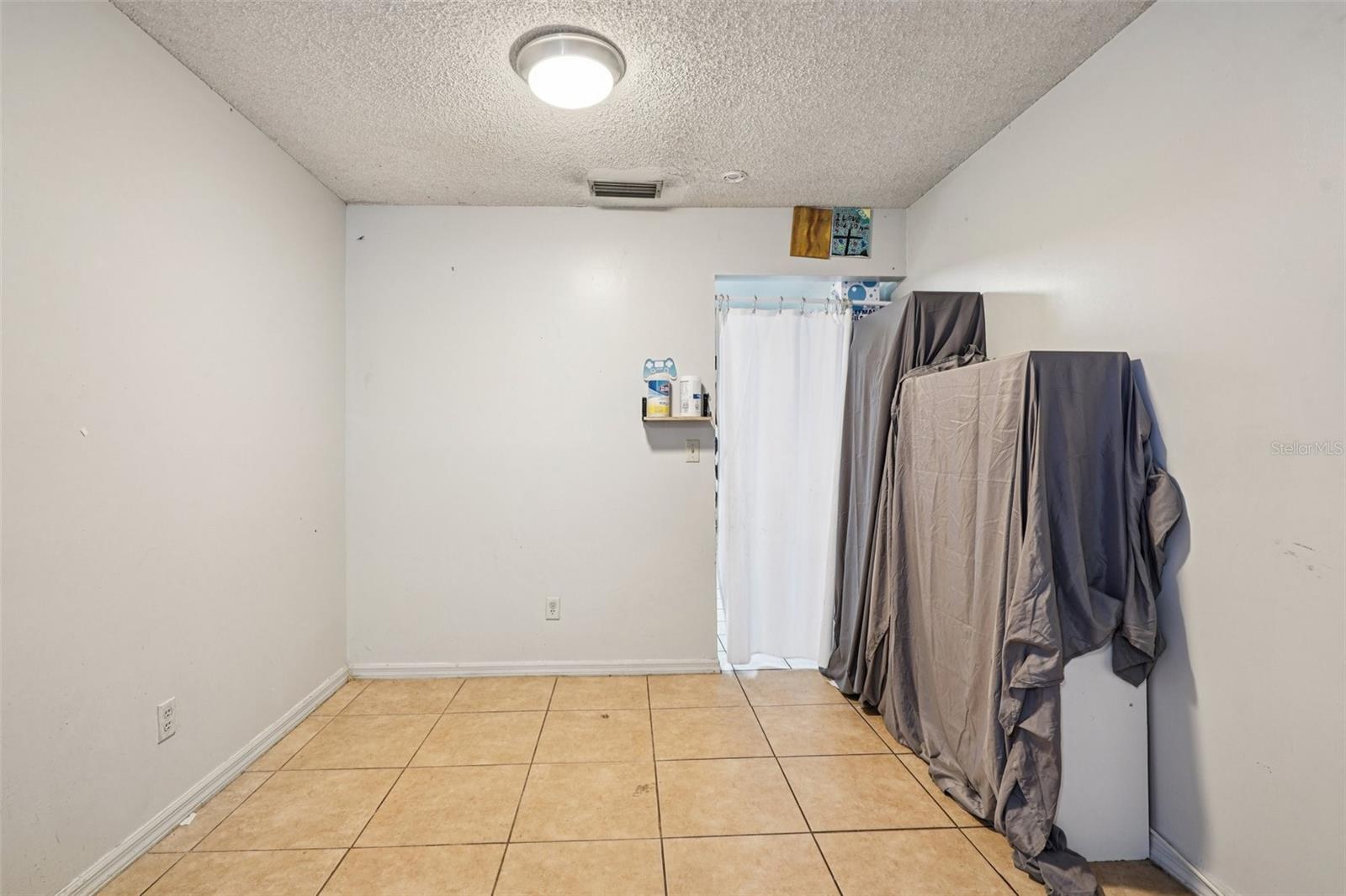 XANADU COURT - Residential Income