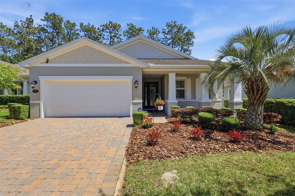 Photo of 918 S Victoria Hills Drive, Deland, FL 32724 (MLS # V4948595)
