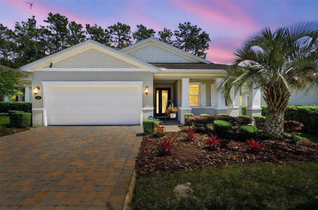 Photo of 918 S Victoria Hills Drive, Deland, FL 32724 (MLS # V4948595)