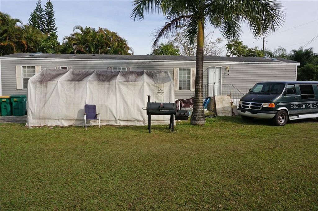 Photo of 1210 Hickory Avenue, Punta Gorda, FL 33950 (MLS # C7512637)