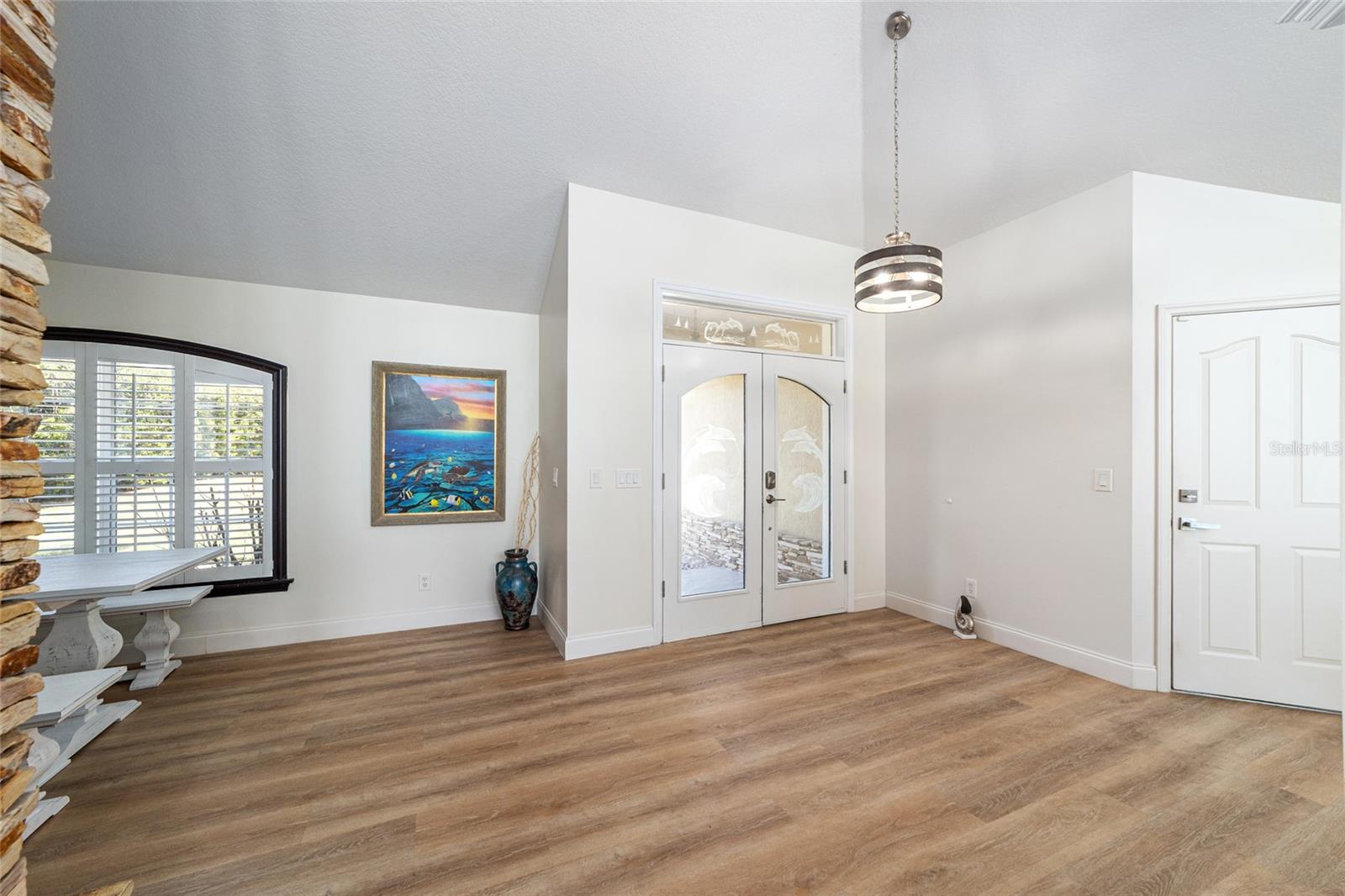 SANDY HOOK - Residential