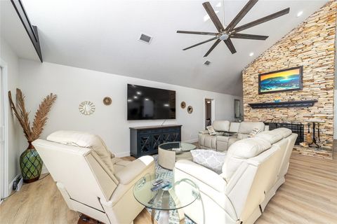 Tiny photo for 12830 SE 144th Avenue, Ocklawaha, FL 32179 (MLS # OM720477)