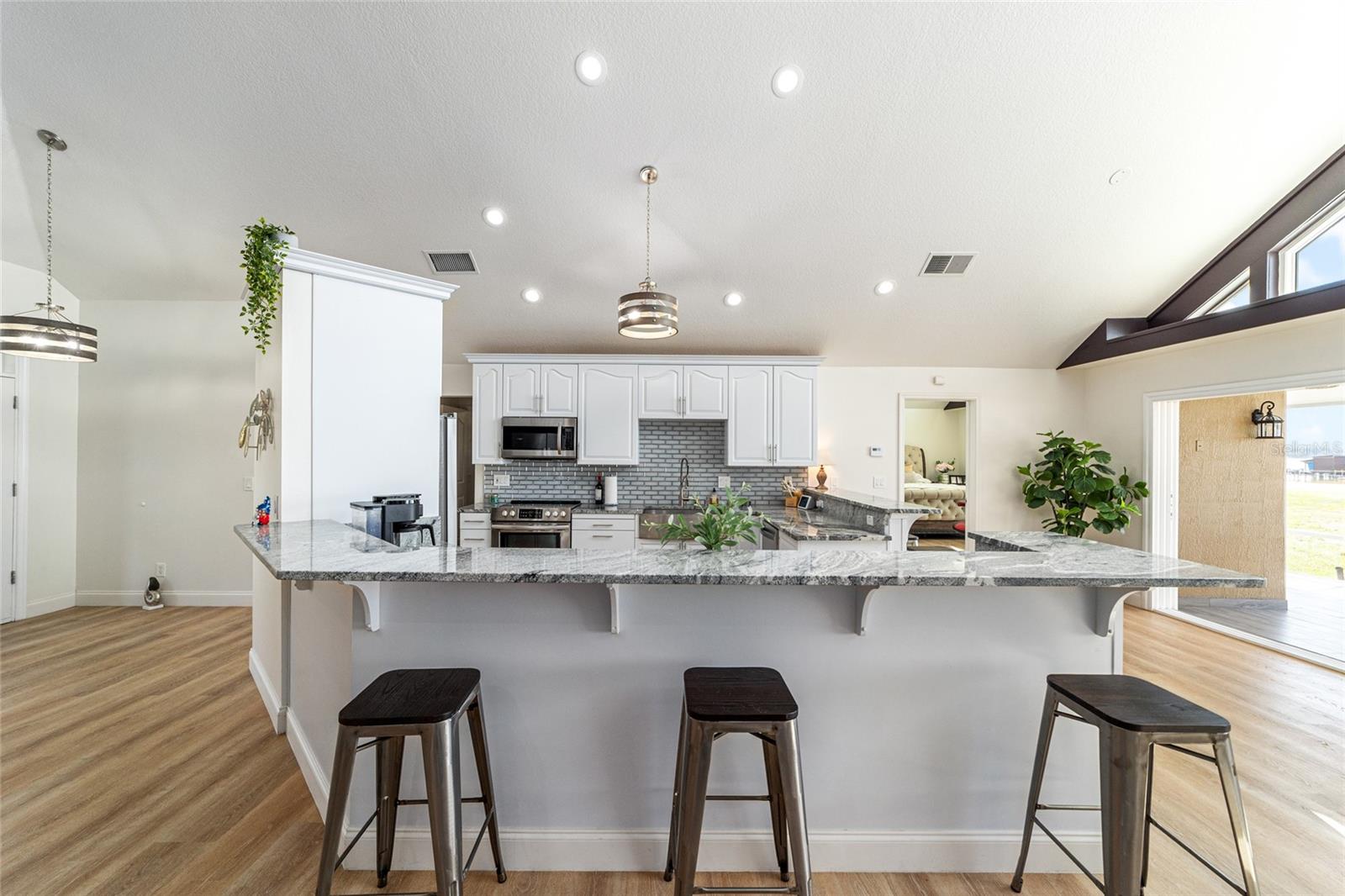 SANDY HOOK - Residential