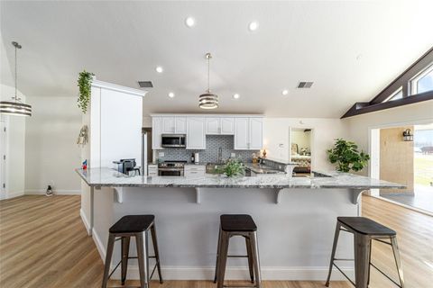 Tiny photo for 12830 SE 144th Avenue, Ocklawaha, FL 32179 (MLS # OM720477)