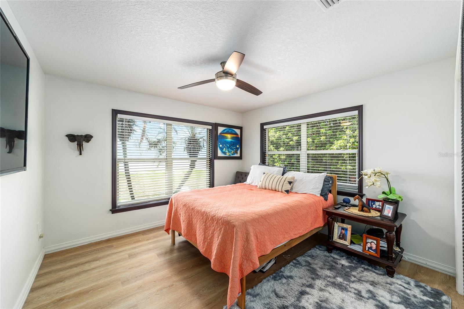 SANDY HOOK - Residential