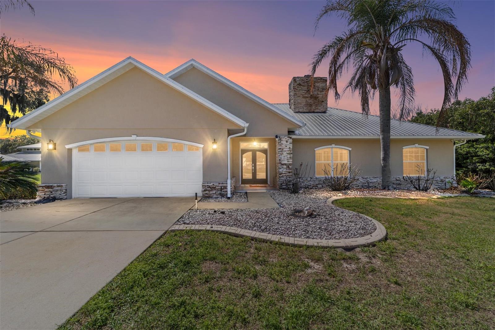 SANDY HOOK - Residential