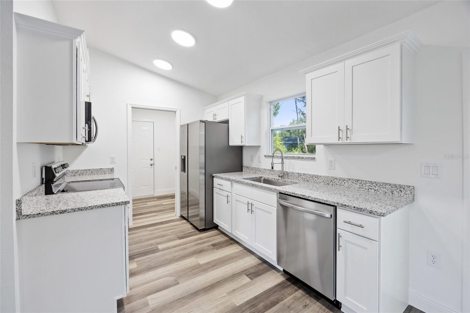 BELLEVIEW HEIGHTS ESTATE - Residential