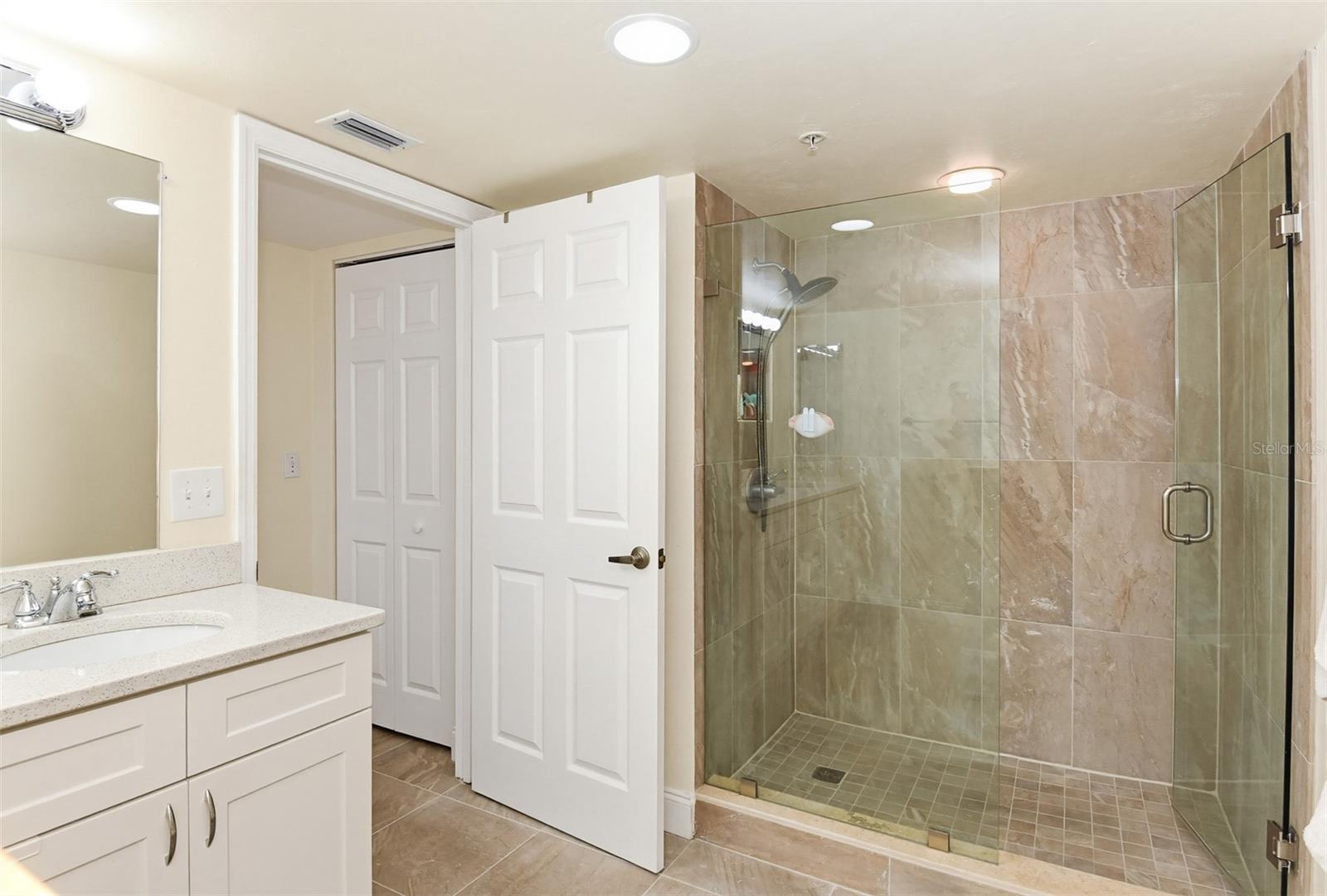 OCEANS 06 CONDO - Residential