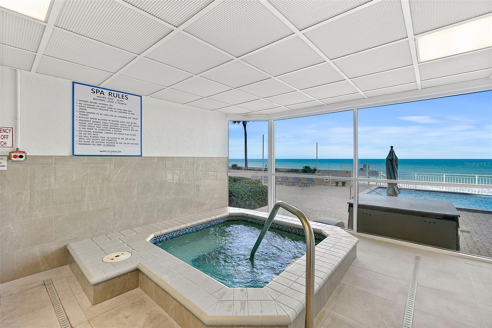 OCEANS 06 CONDO - Residential