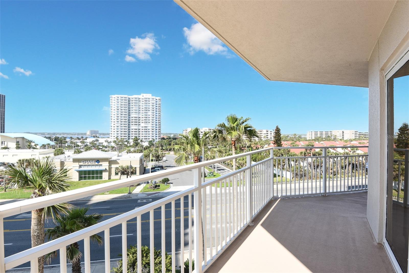 OCEANS 06 CONDO - Residential